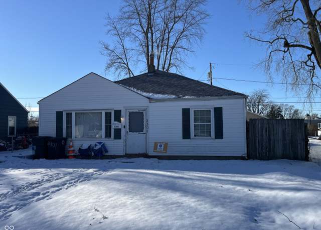 Property at 2301 S Vine St, Muncie, IN 47302, 3 beds, 1 bath