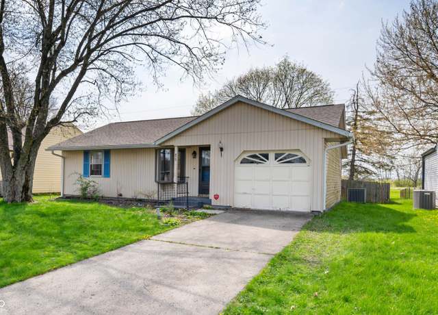 Property at 829 Meadow Ln, Greenfield, IN 46140, 2 beds, 1 bath