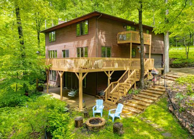 Property at 13306 W 50 S, Columbus, IN 47201, 5 beds, 3.5 baths