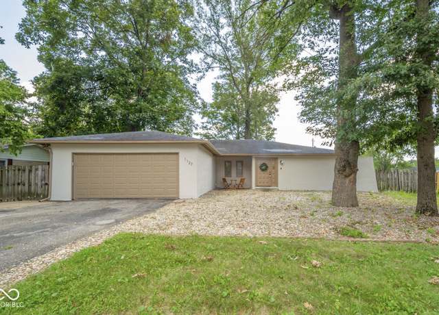 Property at 1127 Hickory Ln, New Castle, IN 47362, 4 beds, 2 baths