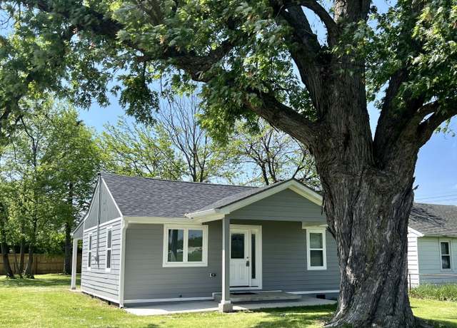 Property at 2417 Crystal St, Anderson, IN 46012, 2 beds, 2 baths