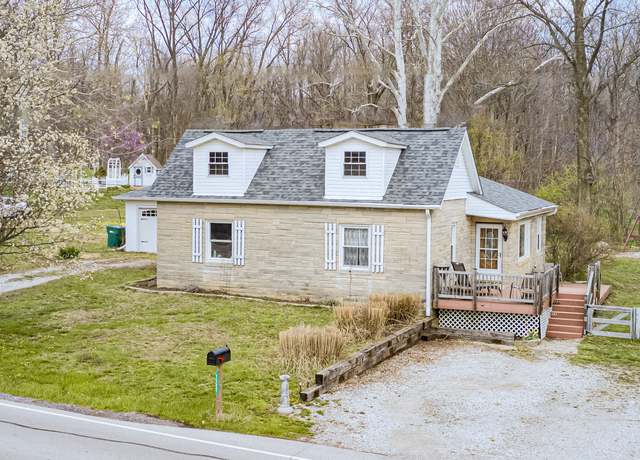 Property at 1527 N Washington St, Danville, IN 46122, 3 beds, 2 baths