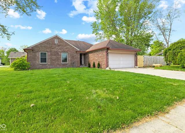 Property at 1135 Sherwood Dr, Danville, IN 46122, 3 beds, 2 baths