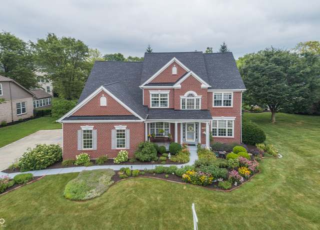 Property at 10480 Stonegate Dr, Fishers, IN 46040, 4 beds, 2.5 baths
