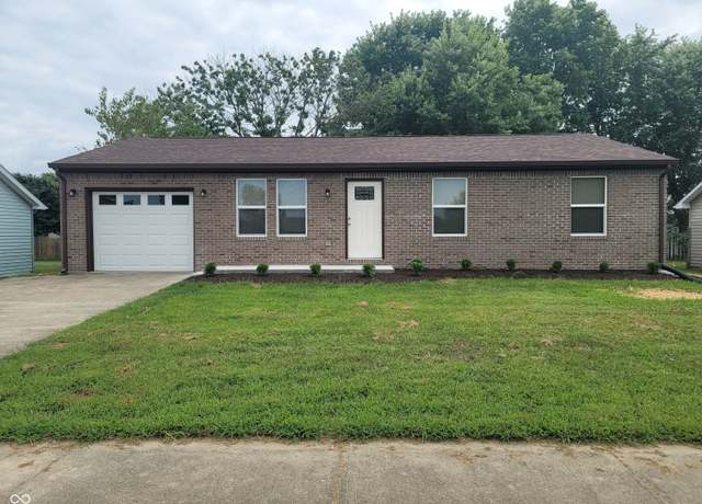 Property at 1305 Ash Ct, Martinsville, IN 46151, 3 beds, 1 bath