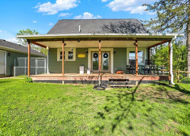 Property at 110 High St, Springport, IN 47386, 2 beds, 1 bath