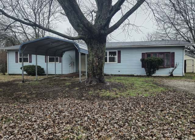 Property at 7071 S Charles Pl, Terre Haute, IN 47802, 3 beds, 1 bath