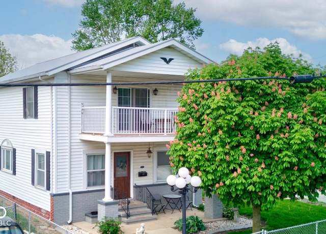 Property at 822 E King St, Kokomo, IN 46901, 3 beds, 2 baths