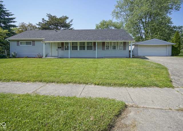 Property at 11 Sayre Dr, Greenwood, IN 46143, 3 beds, 1 bath