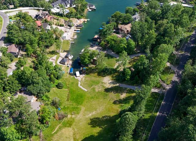 Property at 11271 W Grandview Dr, Columbus, IN 47201