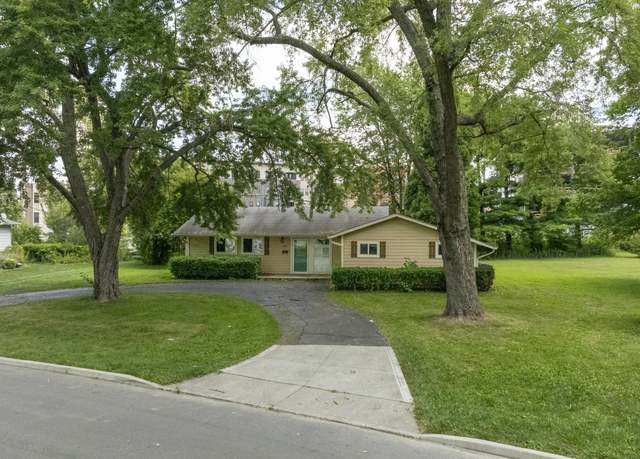 Property at 449 Emerson Rd, Carmel, IN 46032, 3 beds, 1.5 baths