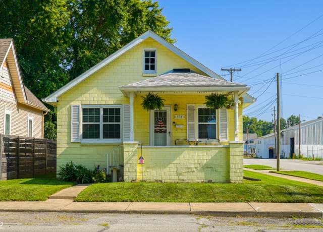 Property at 154 E Washington St, Mooresville, IN 46158, 2 beds, 1 bath