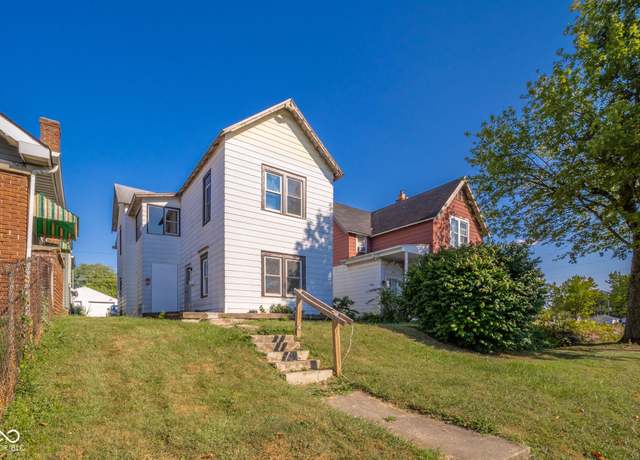 Property at 1712 Main St, Anderson, IN 46016, 4 beds, 2 baths