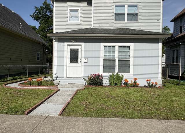 Property at 46 S Warman Ave S, Indianapolis, IN 46222, 4 beds, 1 bath