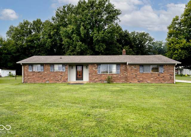 Property at 5656 S County Road 600 E, Plainfield, IN 46168, 3 beds, 1.5 baths
