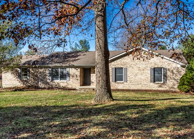 Property at 5528 Lincoln Rd, Martinsville, IN 46151, 3 beds, 2 baths
