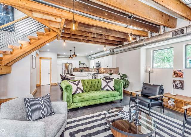 Property at 517 E 14th St, Indianapolis, IN 46202, 2 beds, 2.5 baths