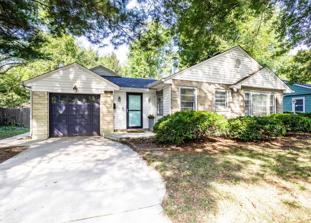 Property at 5736 Primrose Ave, Indianapolis, IN 46220, 2 beds, 1.5 baths
