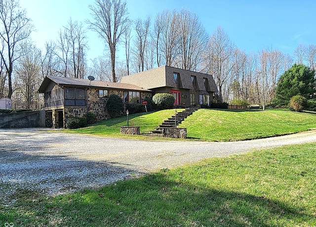Property at 3395 State Road 44, Martinsville, IN 46151, 5 beds, 2.5 baths