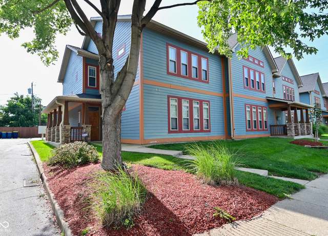 Property at 1635 N College Ave #4, Indianapolis, IN 46202, 1 bed, 1.5 baths