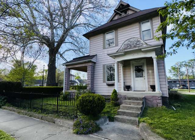 Property at 301 N Main St, Franklin, IN 46131, 3 beds, 2.5 baths