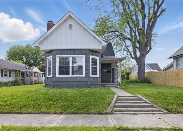 Property at 806 S 17th St, Elwood, IN 46036, 2 beds, 1 bath