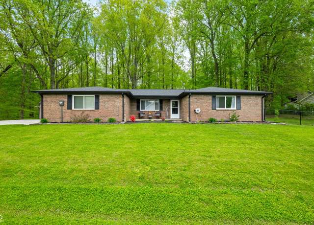 Property at 4291 E Lakeview Dr, Martinsville, IN 46151, 2 beds, 2.5 baths