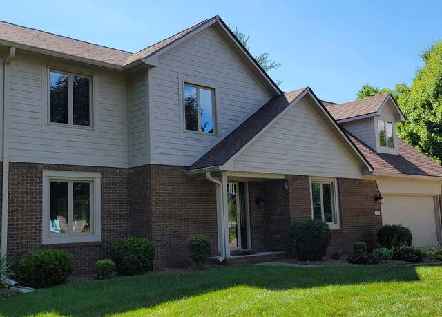 Property at 268 Sunrise Cir, Greenwood, IN 46142, 4 beds, 2.5 baths