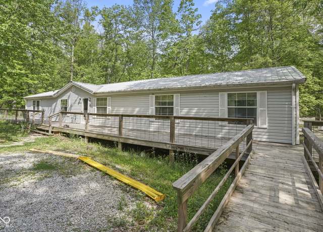Property at 950 Hoosier Dr, North Vernon, IN 47265, 4 beds, 2 baths