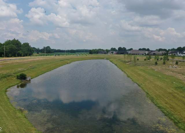 Property at 752 Beechtree Ln, Franklin, IN 46131