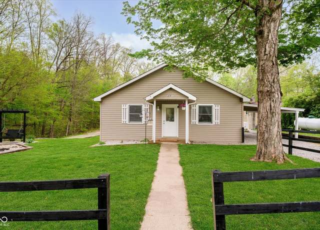 Property at 4091 W Briarwood Lake Dr S, Monrovia, IN 46157, 2 beds, 1 bath