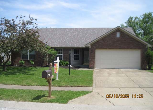 Property at 533 Charnwood Pkwy, Beech Grove, IN 46107, 3 beds, 2 baths