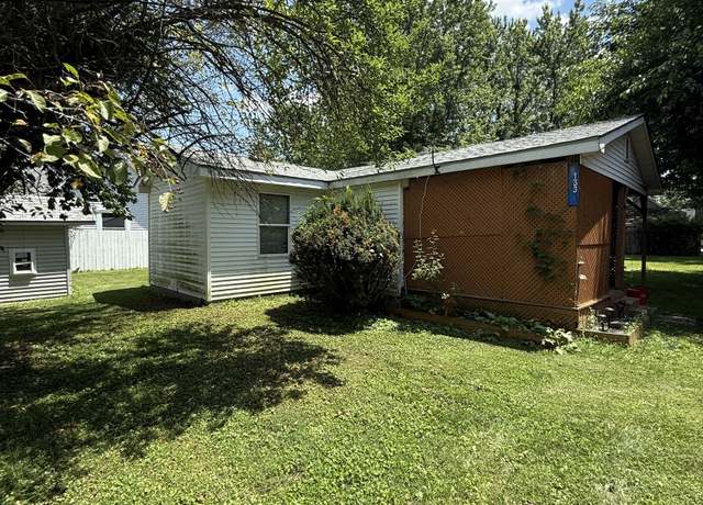 Property at 133 Michigan St, Clayton, IN 46118, 3 beds, 1 bath