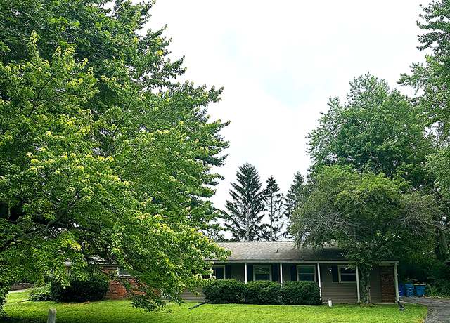 Property at 10369 Valley Rd, Carmel, IN 46280, 4 beds, 2 baths