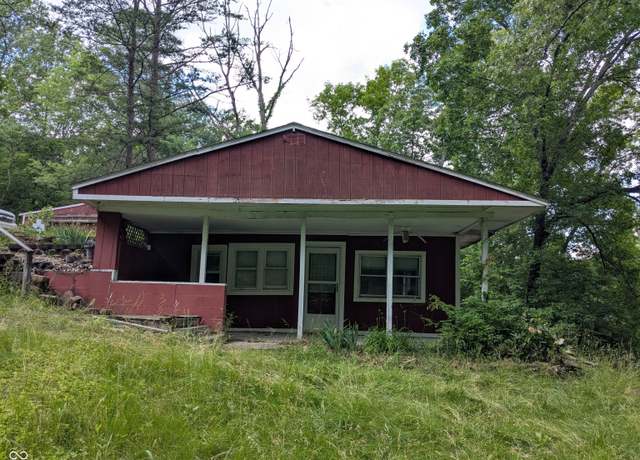 Property at 1557 W Shore Dr, Nashville, IN 47448, 3 beds, 1 bath