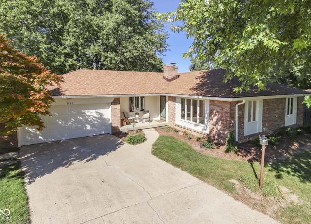Property at 1065 Lawndale Ct, Greenwood, IN 46142, 3 beds, 2 baths