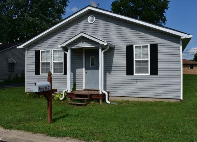Property at 489 S Crawford St, Martinsville, IN 46151, 2 beds, 1 bath