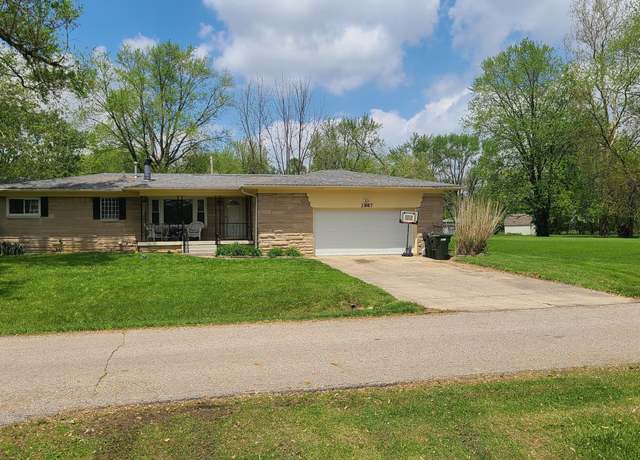 Property at 2867 S Oakland Dr, Shelbyville, IN 46176, 3 beds, 2 baths