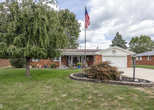 Property at 814 Rustic Rd, Anderson, IN 46013, 3 beds, 1.5 baths