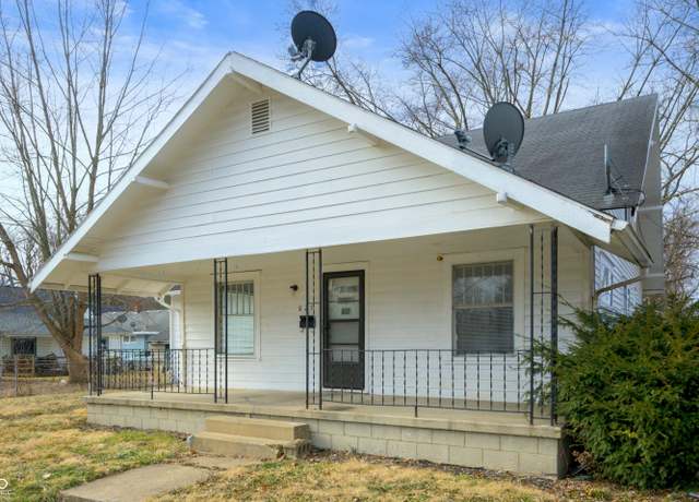 Property at 825 Arrow Ave, Anderson, IN 46016, 4 beds, 1.5 baths