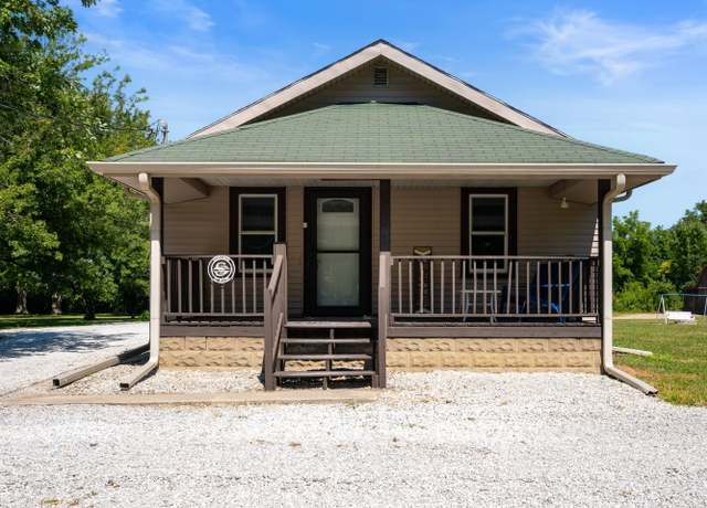 Property at 630 W 500 S, Anderson, IN 46013, 2 beds, 2 baths