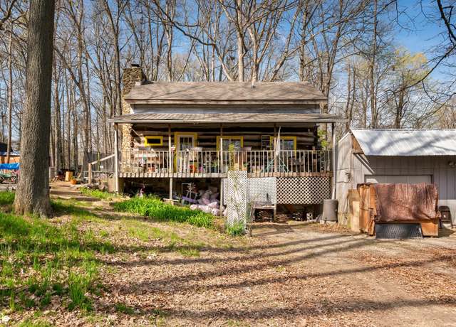 Property at 1818 Raemont Way, North Vernon, IN 47265, 3 beds, 2 baths