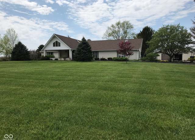 Property at 8329 S 300 W, Pendleton, IN 46064, 4 beds, 4 baths