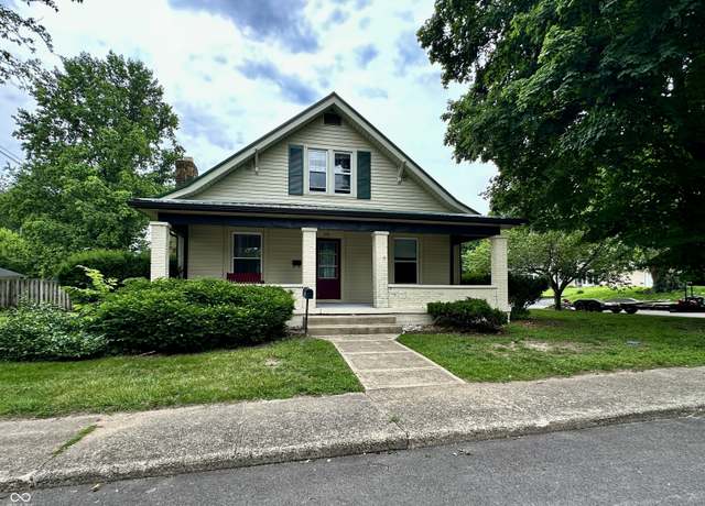 Property at 388 N Ohio St, Martinsville, IN 46151, 4 beds, 2.5 baths