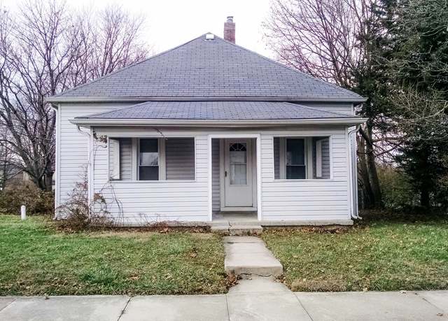 Property at 1303 S Shipley St, Muncie, IN 47302, 3 beds, 1 bath