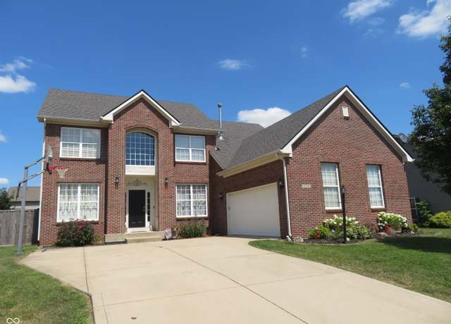 Property at 2131 Foxglove Dr, Plainfield, IN 46168, 5 beds, 3 baths