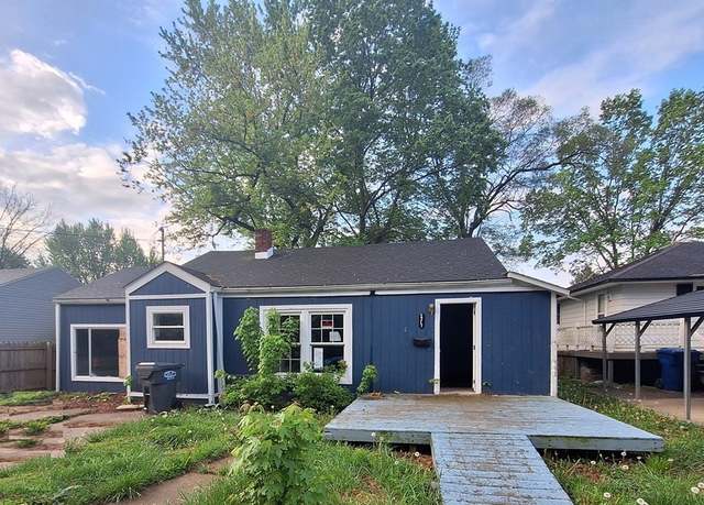 Property at 2317 Fowler St, Anderson, IN 46012, 2 beds, 1 bath