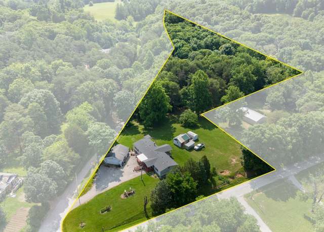 Property at 5462 E Mockingbird Ln, Lexington, IN 47170, 4 beds, 2 baths