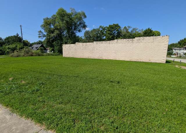 Property at 2816 Clifton St, Indianapolis, IN 46208