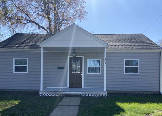 Property at 425 Lee Blvd, Seymour, IN 47274, 3 beds, 1 bath